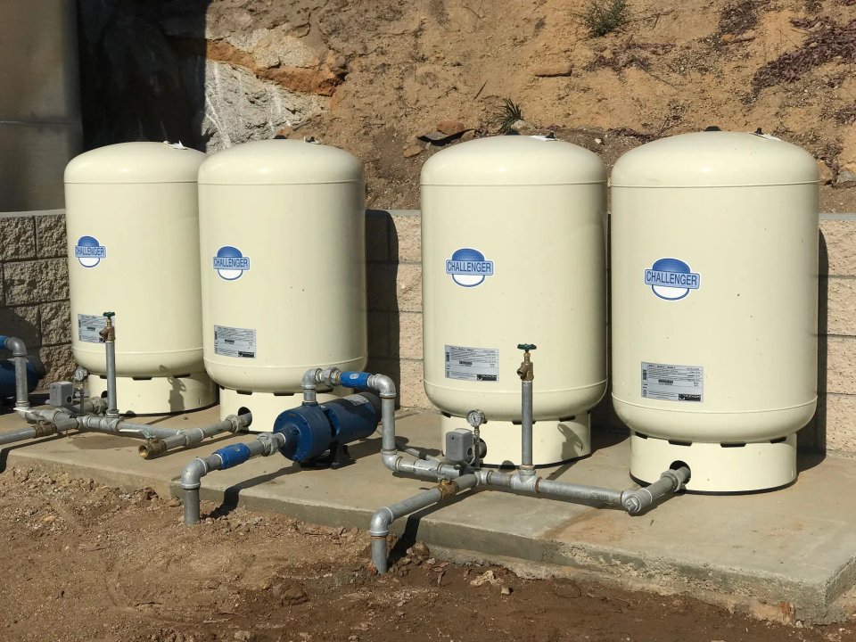 Pressure Tanks